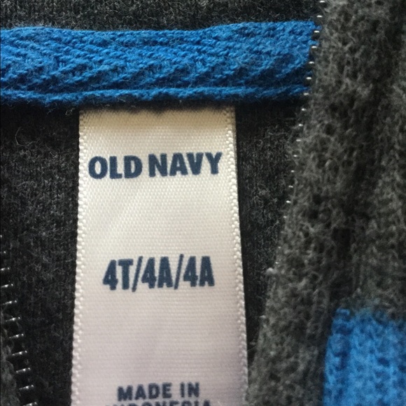 Old Navy Boys Top.  Size 4T - Picture 2 of 2